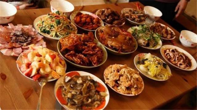 吃剩下的剩菜,餐廳到底是怎么處理的? 根本不是你想象的那樣