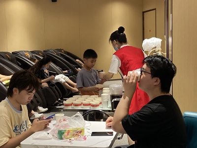 海底撈河南門店變臨時援助站 免費提供留宿、簡餐服務(wù)