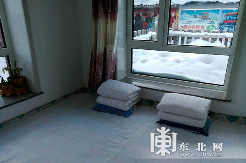 本網(wǎng)記者最新體驗式采訪 雪鄉(xiāng)人將心注入擦亮服務(wù)