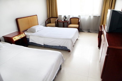 福和快捷賓館標(biāo)準(zhǔn)雙人間住宿1晚 | 美團(tuán)網(wǎng)秦皇島站