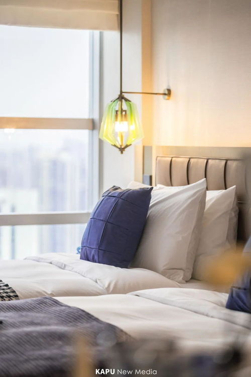 只需200 住杭城中心新網(wǎng)紅酒店,空中旋轉(zhuǎn)餐廳,無(wú)敵西湖全景,變態(tài)級(jí)服務(wù),震撼到哭 杭州大廈