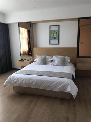 悅星大酒店 熱情服務(wù)與便捷住宿預(yù)訂，融合中型餐館的溫馨體驗(yàn)